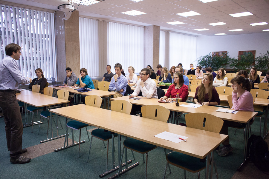 Ombudsman a schůze Obce