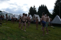 1beh_2013_13den-04.jpg