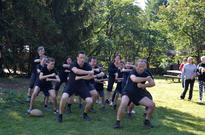 Jsme v Austrálii, tanec Haka od pravých Australanů - 5B_04den16_08